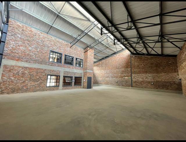 416M² WAREHOUSE TO LET IN RIVERSANDS
